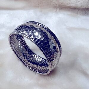 Vintage Hammered Silver tone Bangle Bracelet